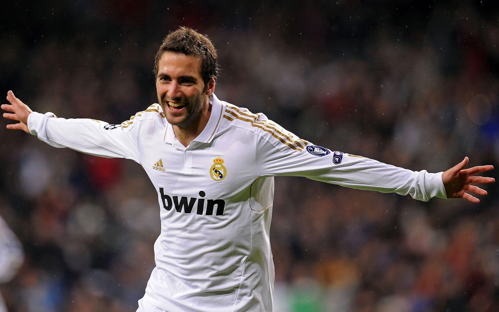 全球车迷聚会盛典：现场气氛爆棚，车迷俱乐部是干嘛的